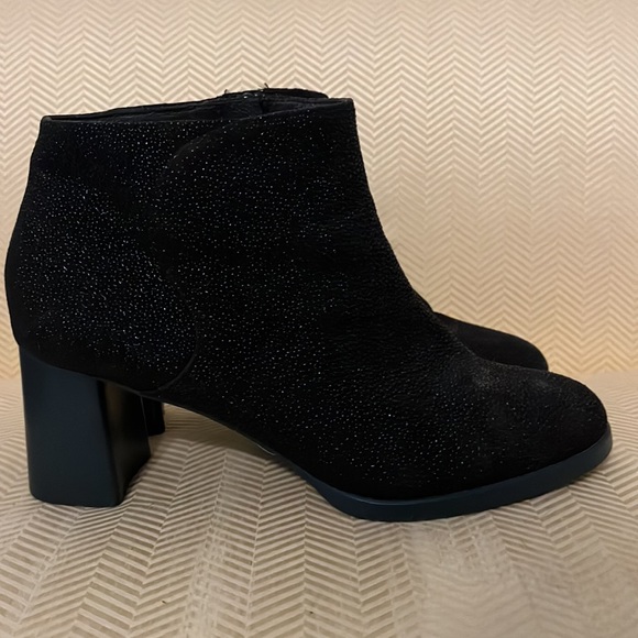 EUC Camper black leather contrast ling block heel ankle boots - Picture 2 of 14